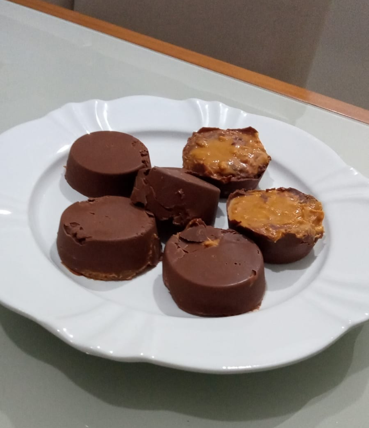 Bombom Gelado de Pasta de Amendoim