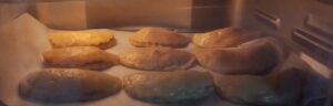 Pastel Assado com Recheio de Carne de Panela e Requeijão